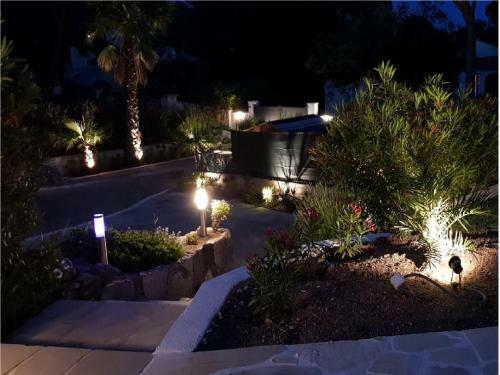 Apartamento Grand Appartement Dans Maison Avec Piscine Priv�e