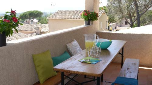 Apartamento Grand Appartement Dans Maison Avec Piscine Priv�e