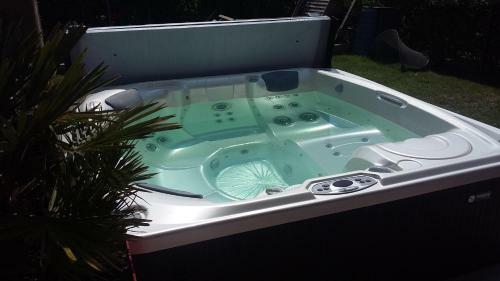 Chambre-studio Chez L'habitant Avec Jacuzzi