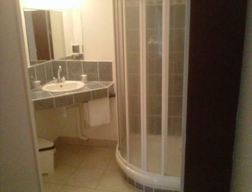 Hostal Les Chambres D'h�tes De L'elys�e