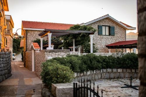 Apartments Ponta Krasici