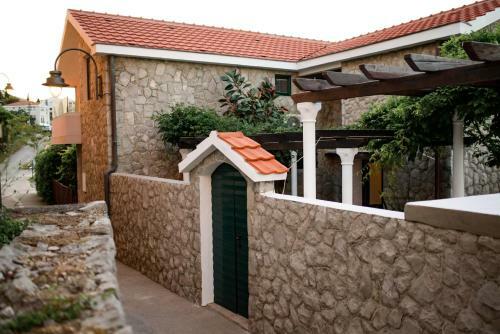 Apartments Ponta Krasici