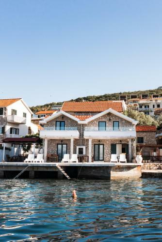 Apartments Ponta Krasici