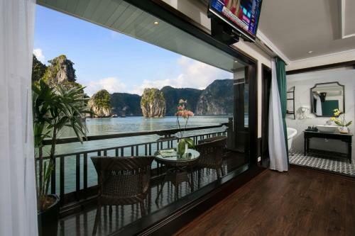 Genesis Luxury Regal Cruises