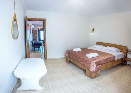 Hotel Mandarinebi