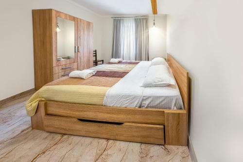 Hotel Mandarinebi