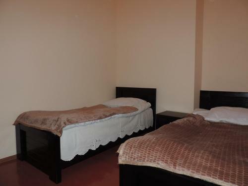 Hostal Erasti Guesthouse