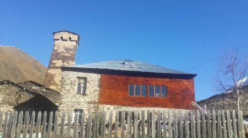 Hostal Erasti Guesthouse