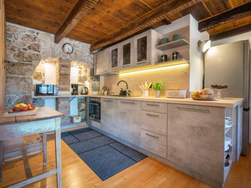 Holiday Home Oliti