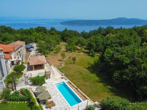 Holiday Home Oliti