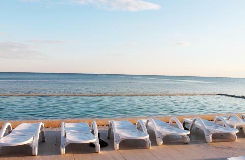 Boutique Apartment With Private Pool