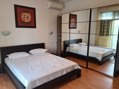 Apartament 2 Camere Regal Mamaia