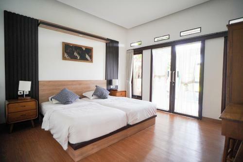 Omah Angkul Angkul Villa