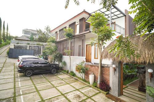 Omah Angkul Angkul Villa
