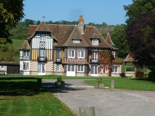 Bed & Breakfast Manoir De Sens