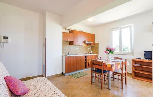 One-bedroom Apartment In Alberi