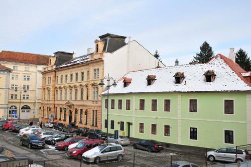 Ronis Apartments