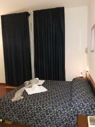 Hotel Resi Dep.