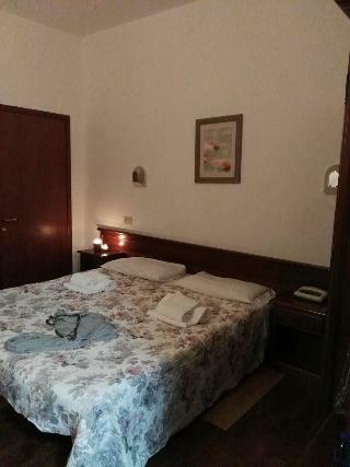 Hotel Resi Dep.