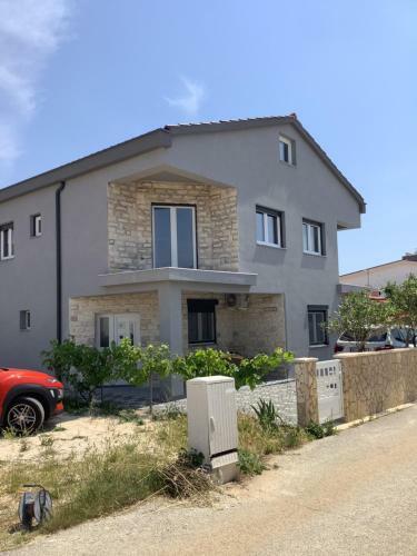 Apartmani Frane