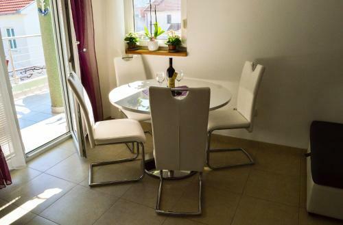 Apartamento N&s 1 (vino-grad)