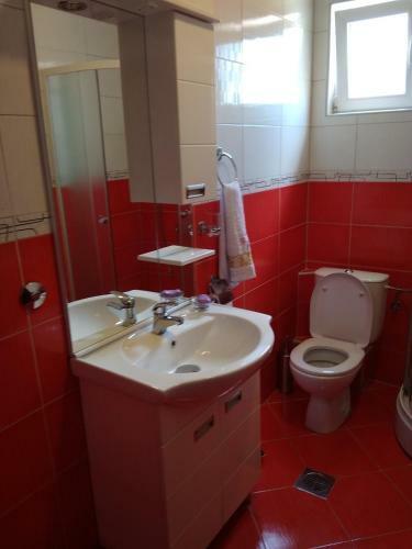 Hostal Buric Rooms
