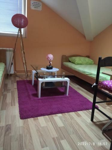 Hostal Buric Rooms