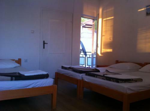 Hostal Guest House Lokoski