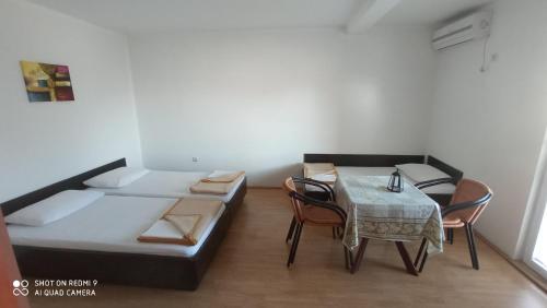 Apartments Avdic