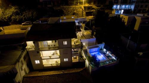Apartments Mar