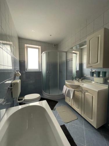 Apartments B&s