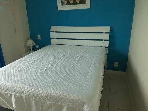 Apartamento Frente Para Prainha- 3 Quartos, Piscina E Churrasqueira