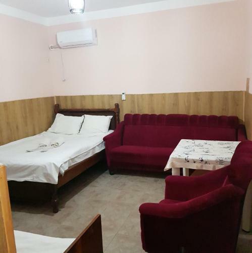 Hostal ??? ?????? ???