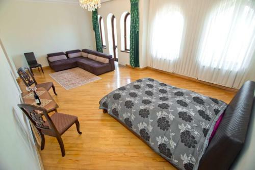 Apartment On Gorgiladze 25