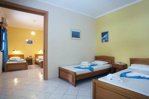 Theocharis Bros - Studios Apartments