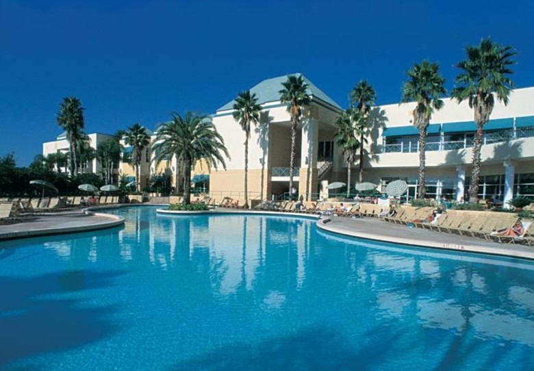 Rosen Plaza Hotel