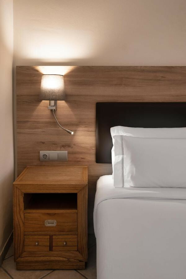 Eden Roc Mediterranean Hotel & Spa