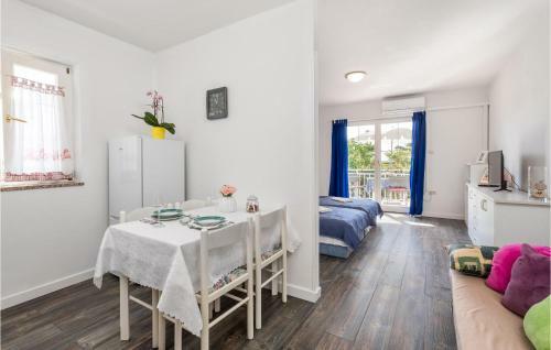 Beautiful Apartment In Ika With Wifi