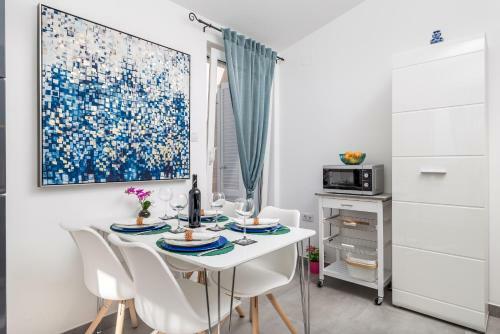 Luxury Apartment Rebeka