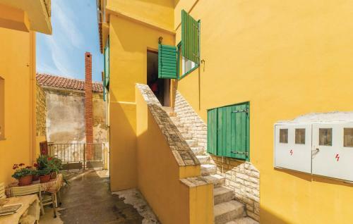 Apartment Diana - Great Location, Cosy 2 Bedroom, 2 Bathroom Apt