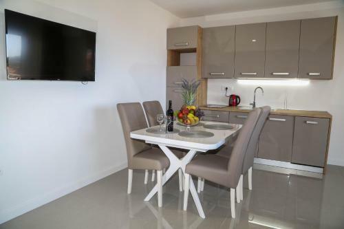 Apartments Paradise Hvar
