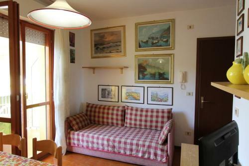 Apartamento Residence Valbella Con Piscina