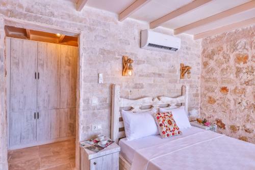 Mojo Boutique Hotel