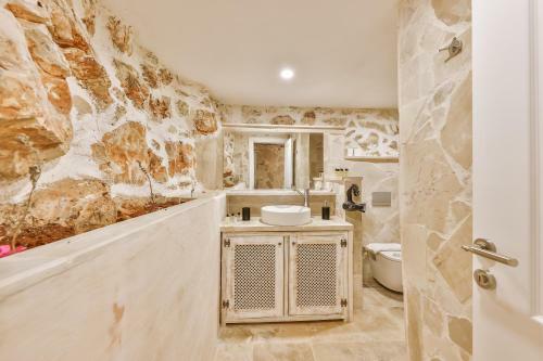 Mojo Boutique Hotel