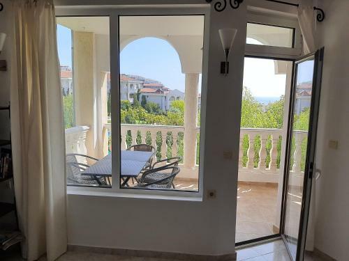 Private Apartments In South Coast