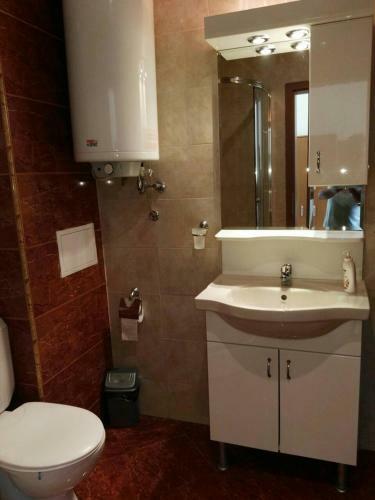 Private Holiday & Orchid Golf Club Apartments