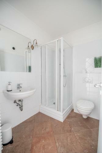 Grand Beach Apartment