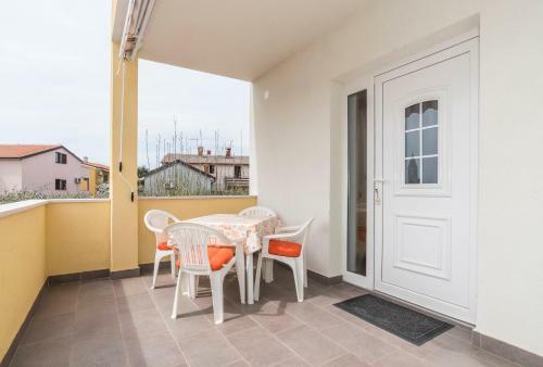 Apartments Goltes