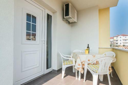 Apartments Goltes