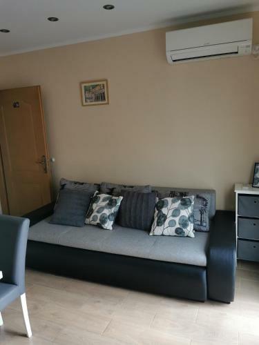 Apartment White Pearl